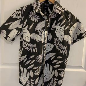 GAP button down shirt